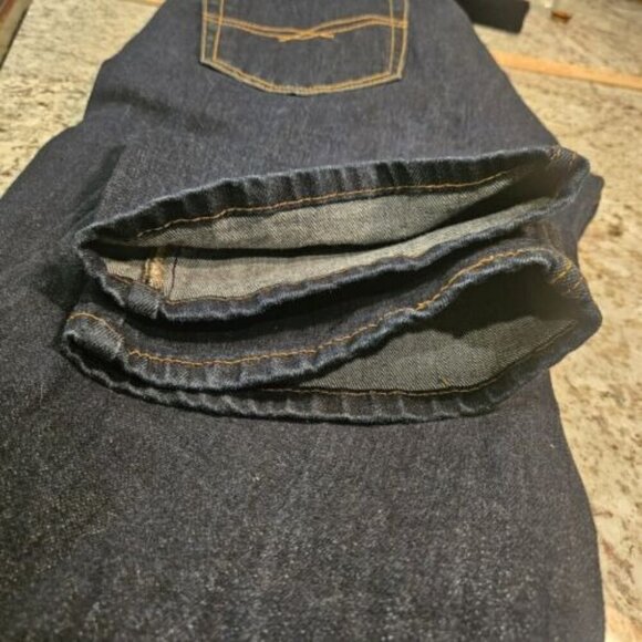 Levi's Jeans Men's 40Wx 32L Medium Wash Gold Signature Relaxed Fit EUC Straight - Picture 4 of 7